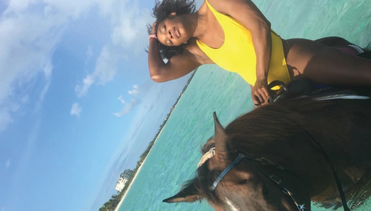Serena rides horse ocean-side in a bathing suit | Tennis.com