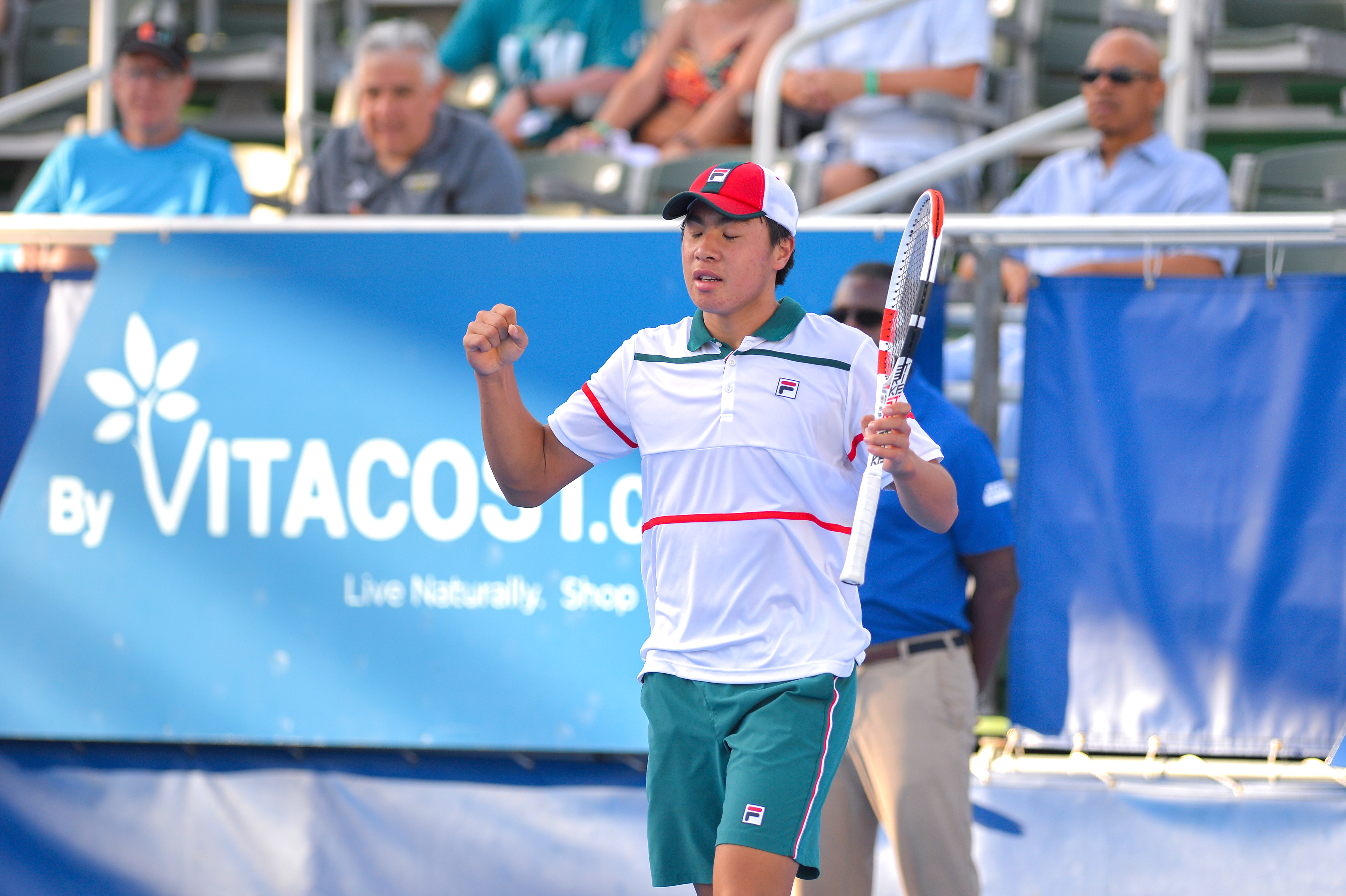 Nakashima dives headfirst into ATP debut with a quarterfinal run