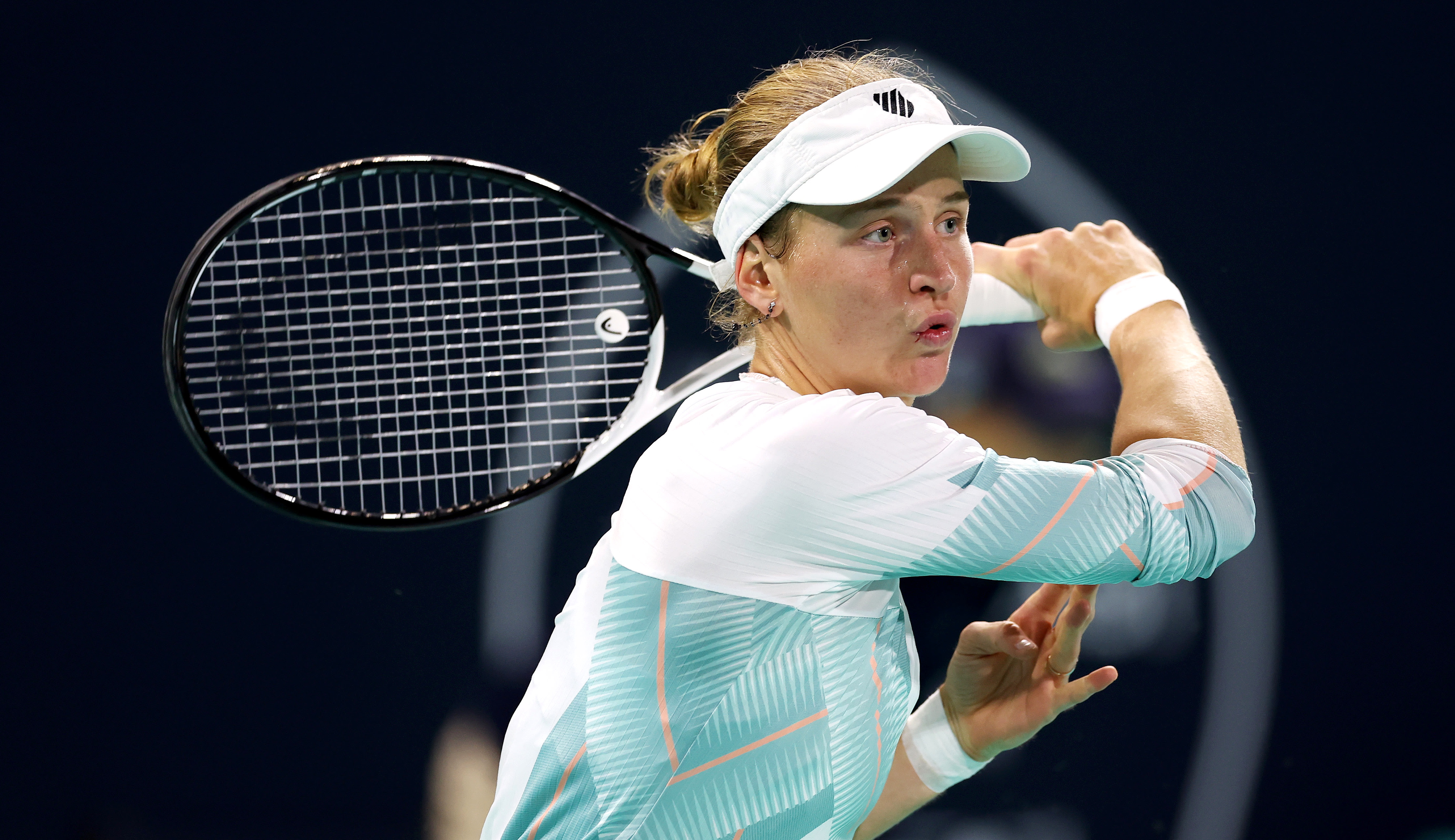 Setting Up Sunday Bencic tries to turn tables on Samsonova in Abu Dhabi, Sinner faces Cressy in Montpellier