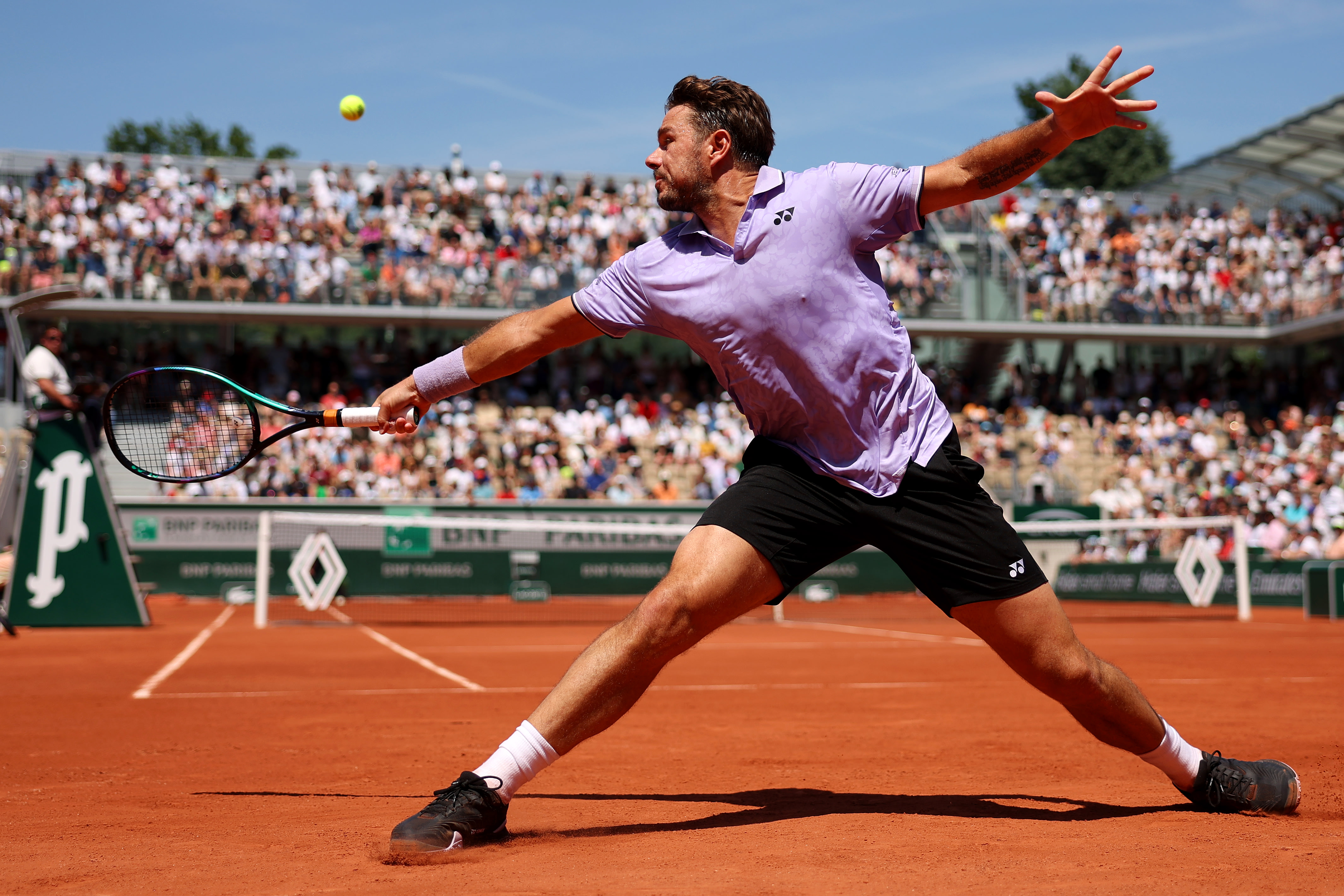 It was leg day for Stan Wawrinka, who fell in five but again defined success at Roland Garros