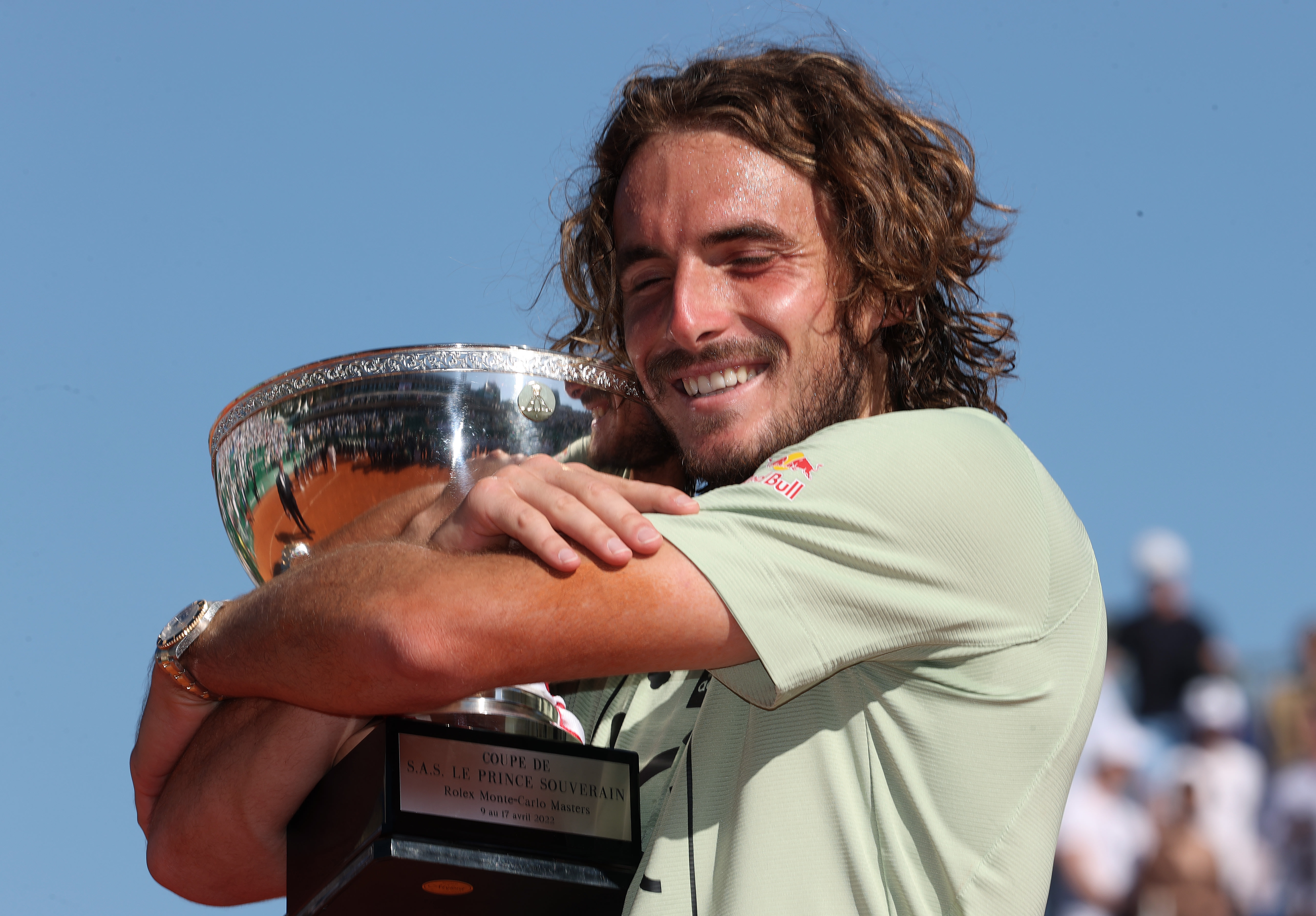 Back on clay, and with his father back in the stands, Stefanos Tsitsipas returned to form and defended his Monte Carlo crown