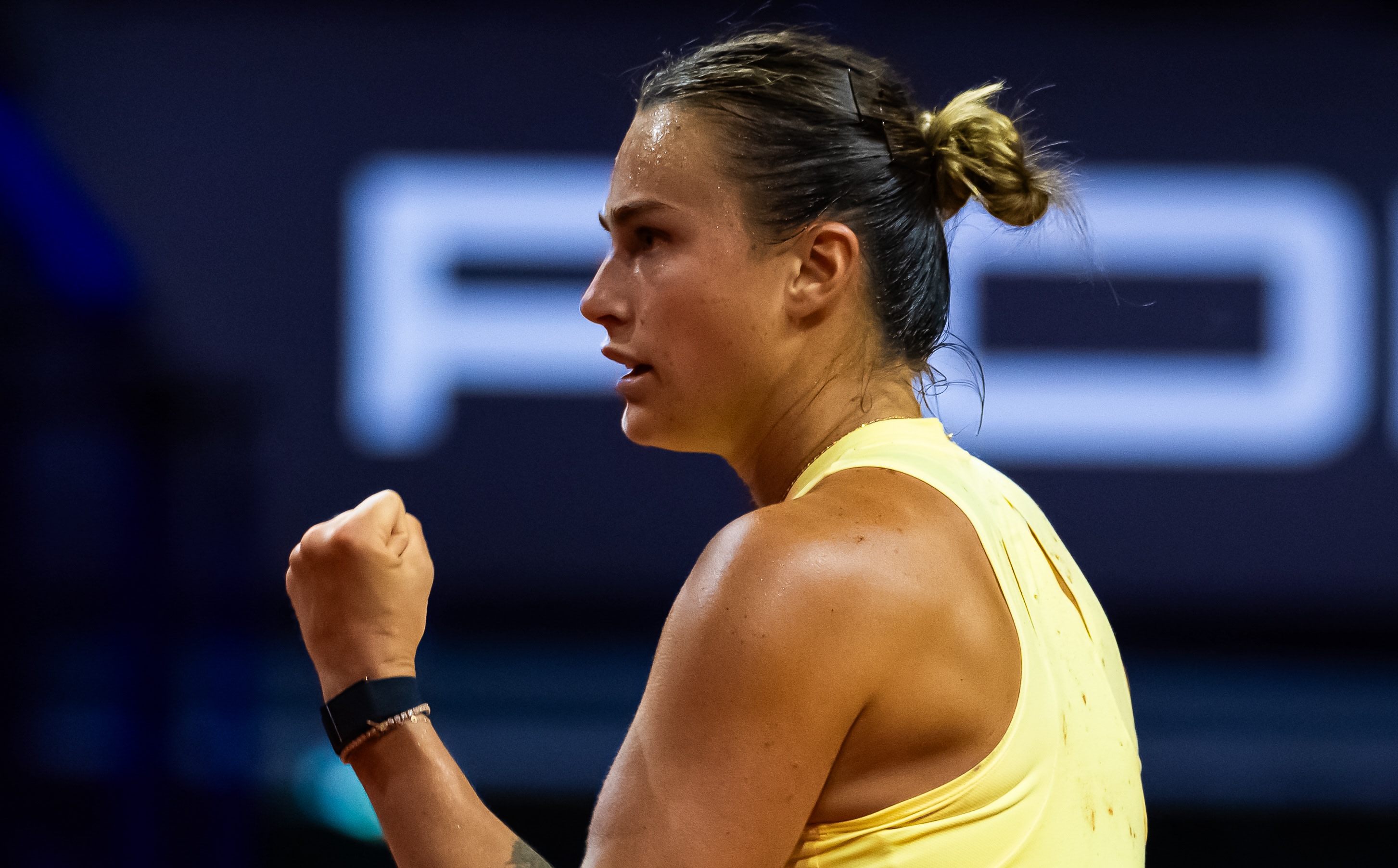 Aryna Sabalenka wins bestie battle against injured Paula Badosa in late-night Stuttgart match | Tennis.com