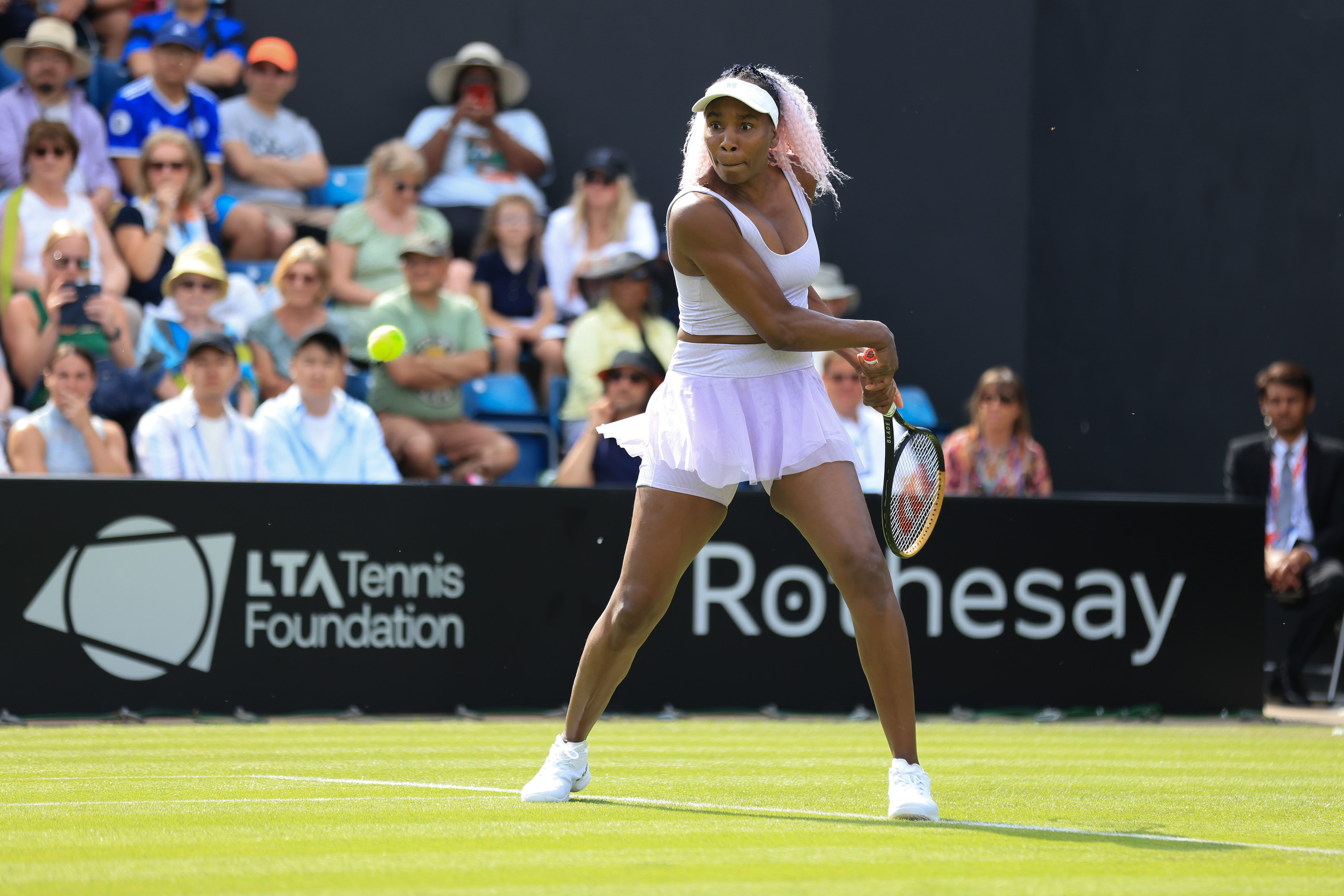 Venus Williams pulls off surprising win at Birmingham Classic