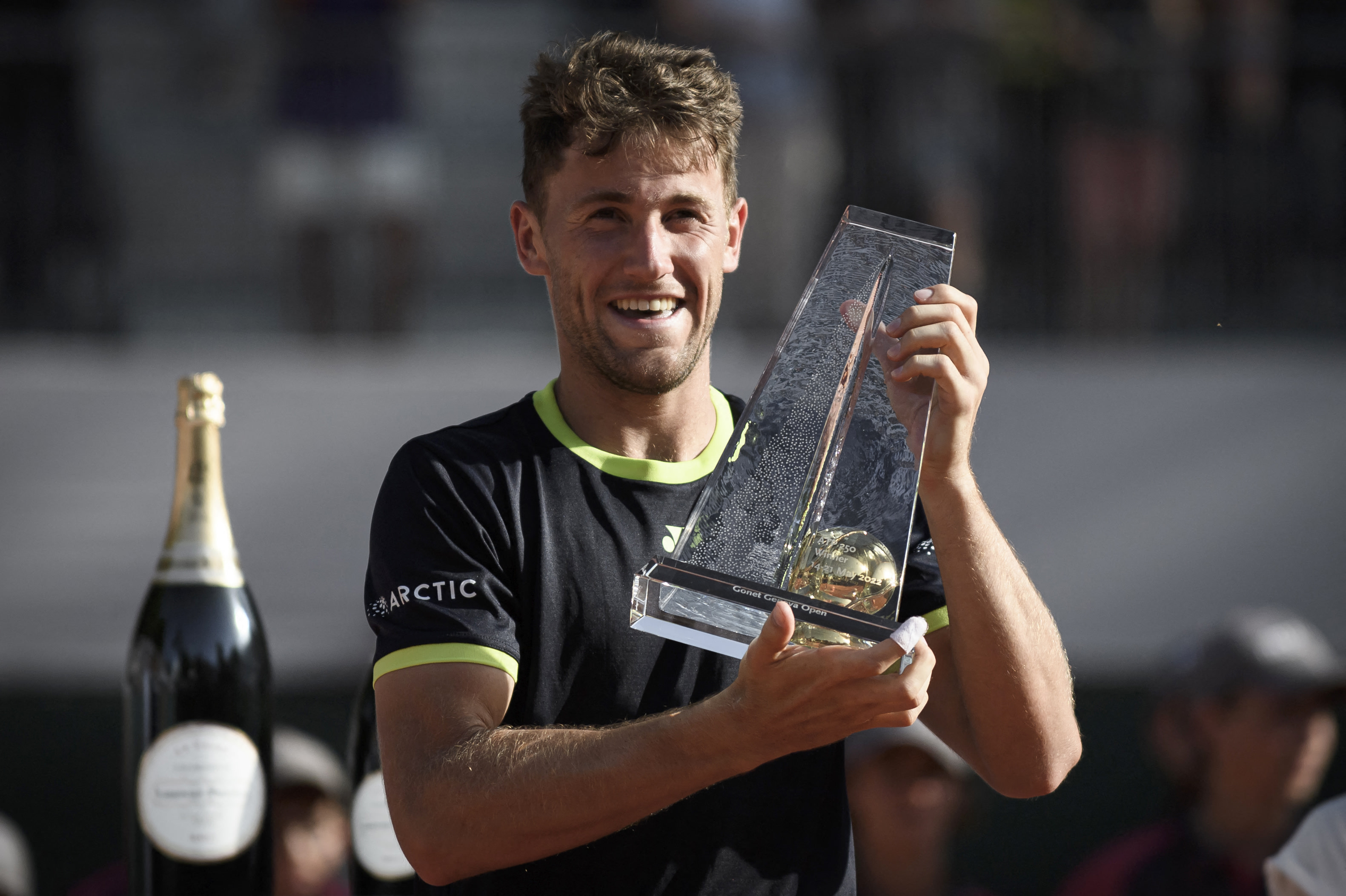 Casper Ruud retains Geneva Open title by holding off Joao Sousa in ...