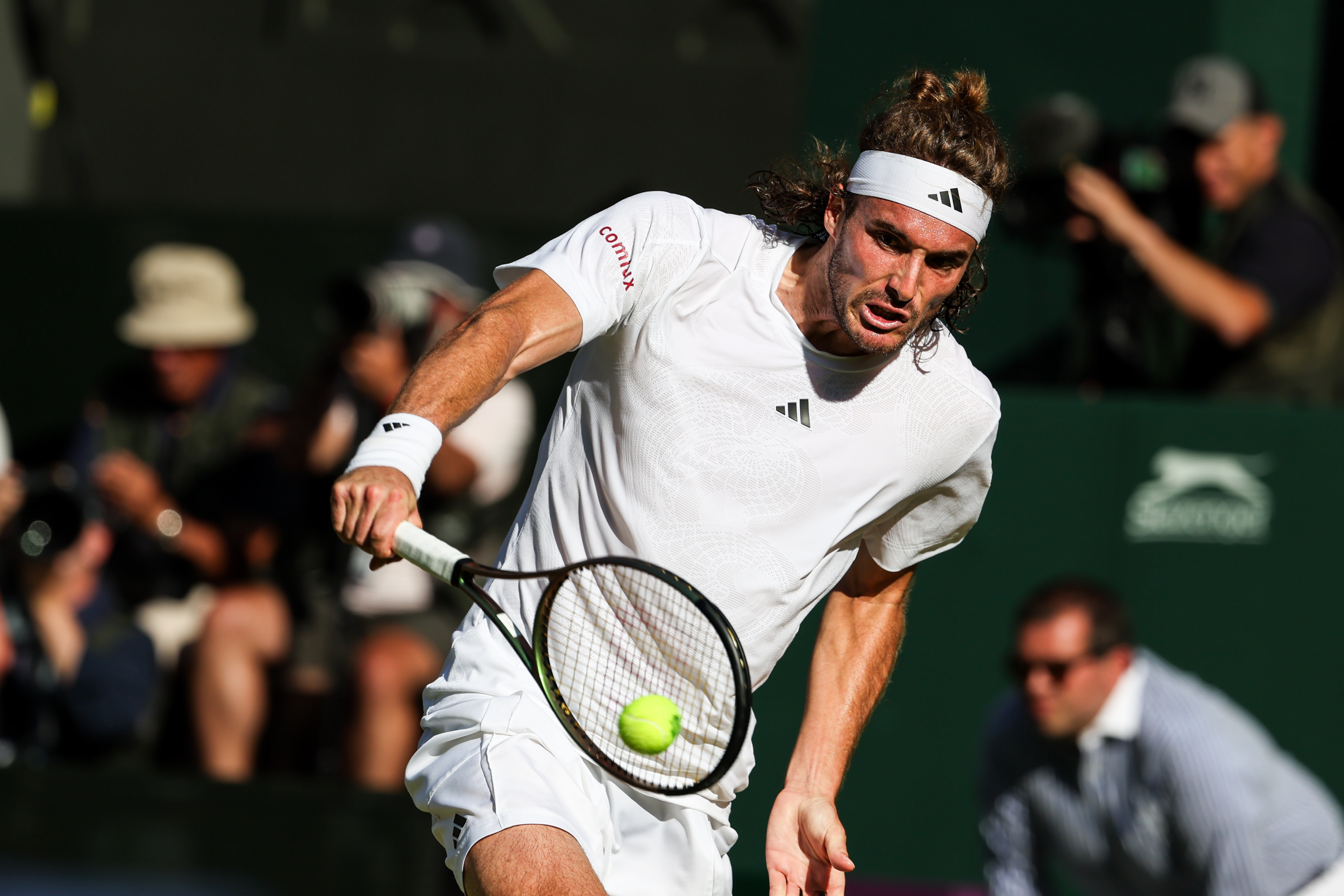 Stefanos Tsitsipas shows himself he can create new Wimbledon memories by thwarting Andy Murray