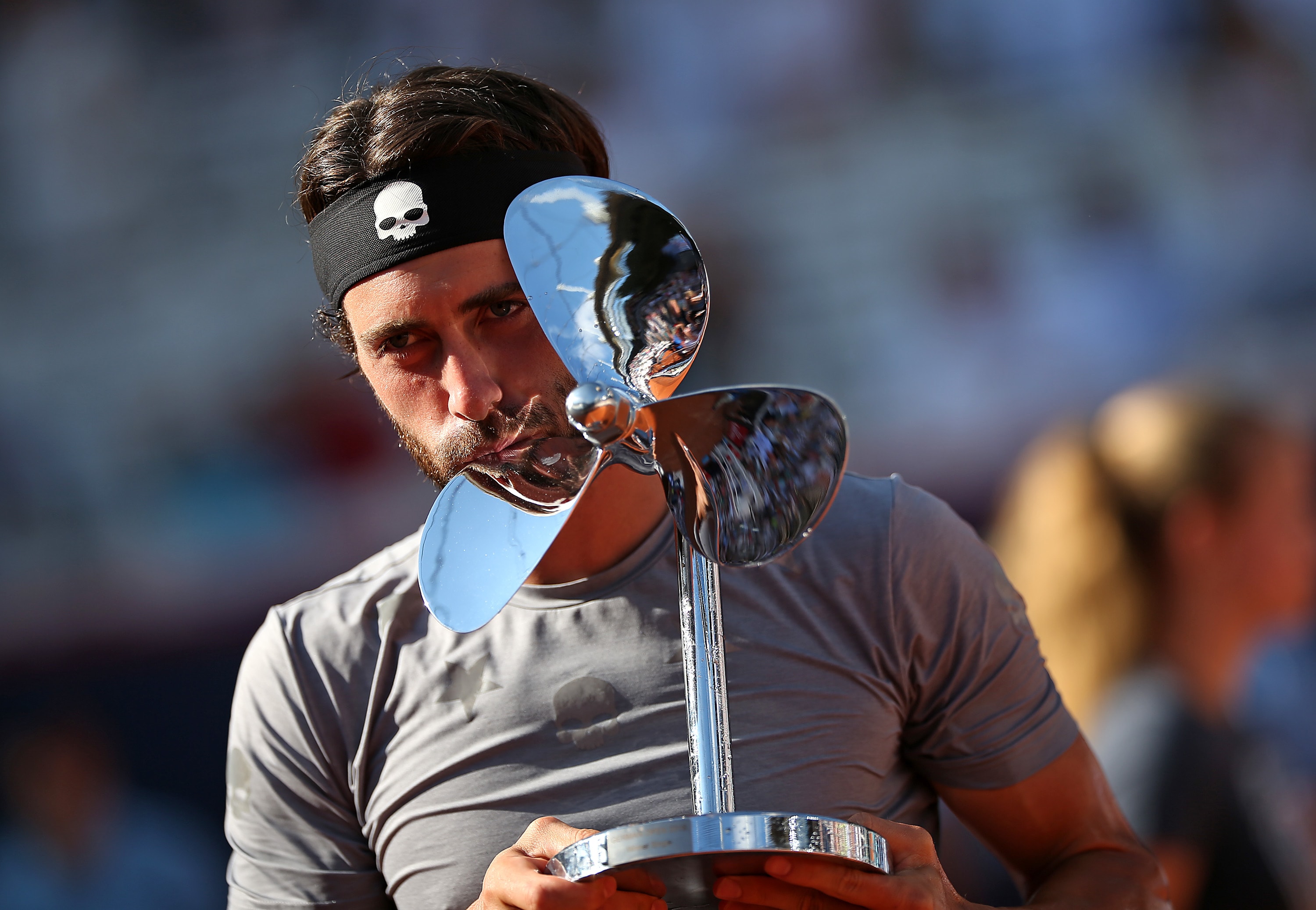 Basilashvili makes history by winning his first ATP trophy in Hamburg