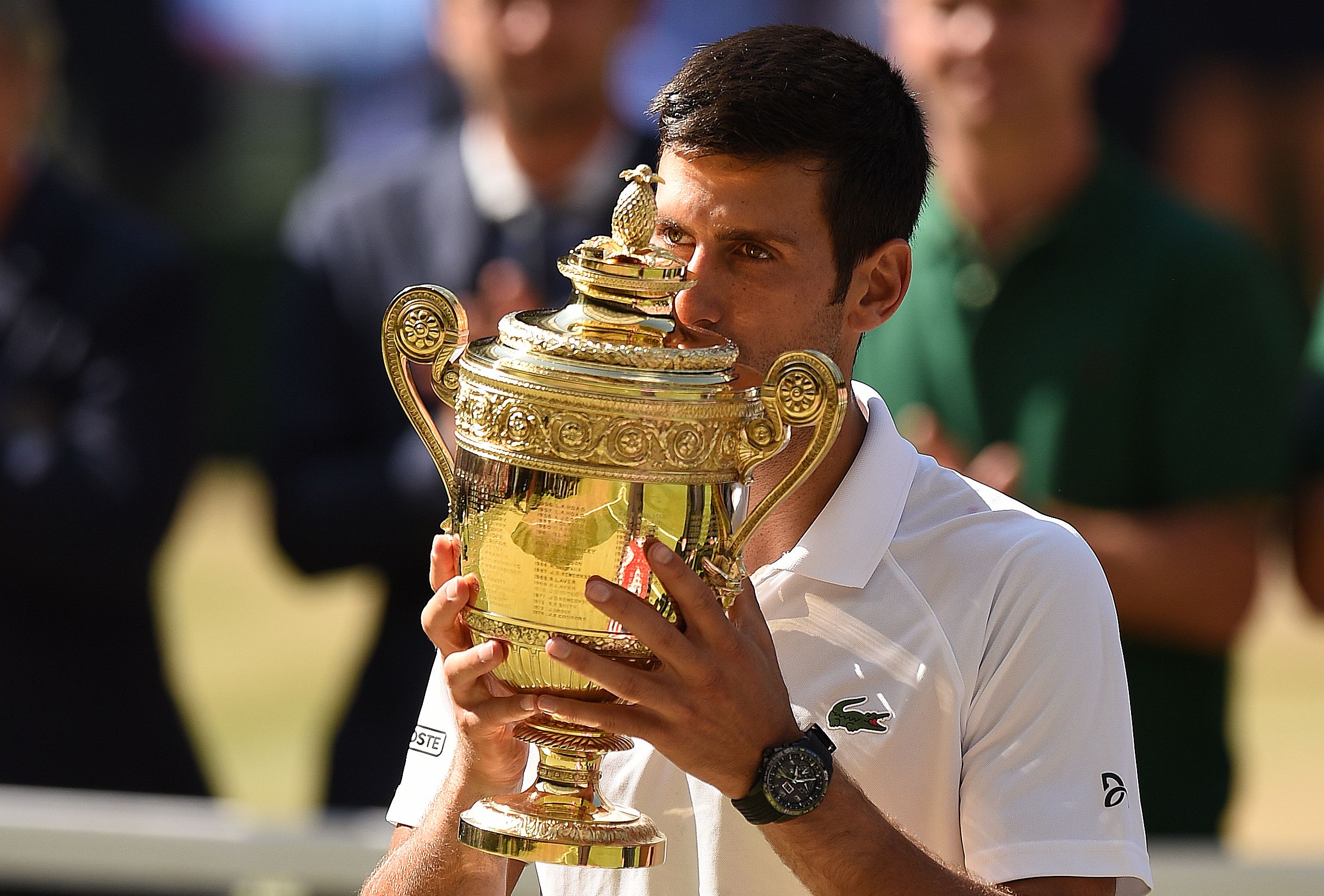 Djokovic wins first Slam since June 2016—his 13th overall—at Wimbledon