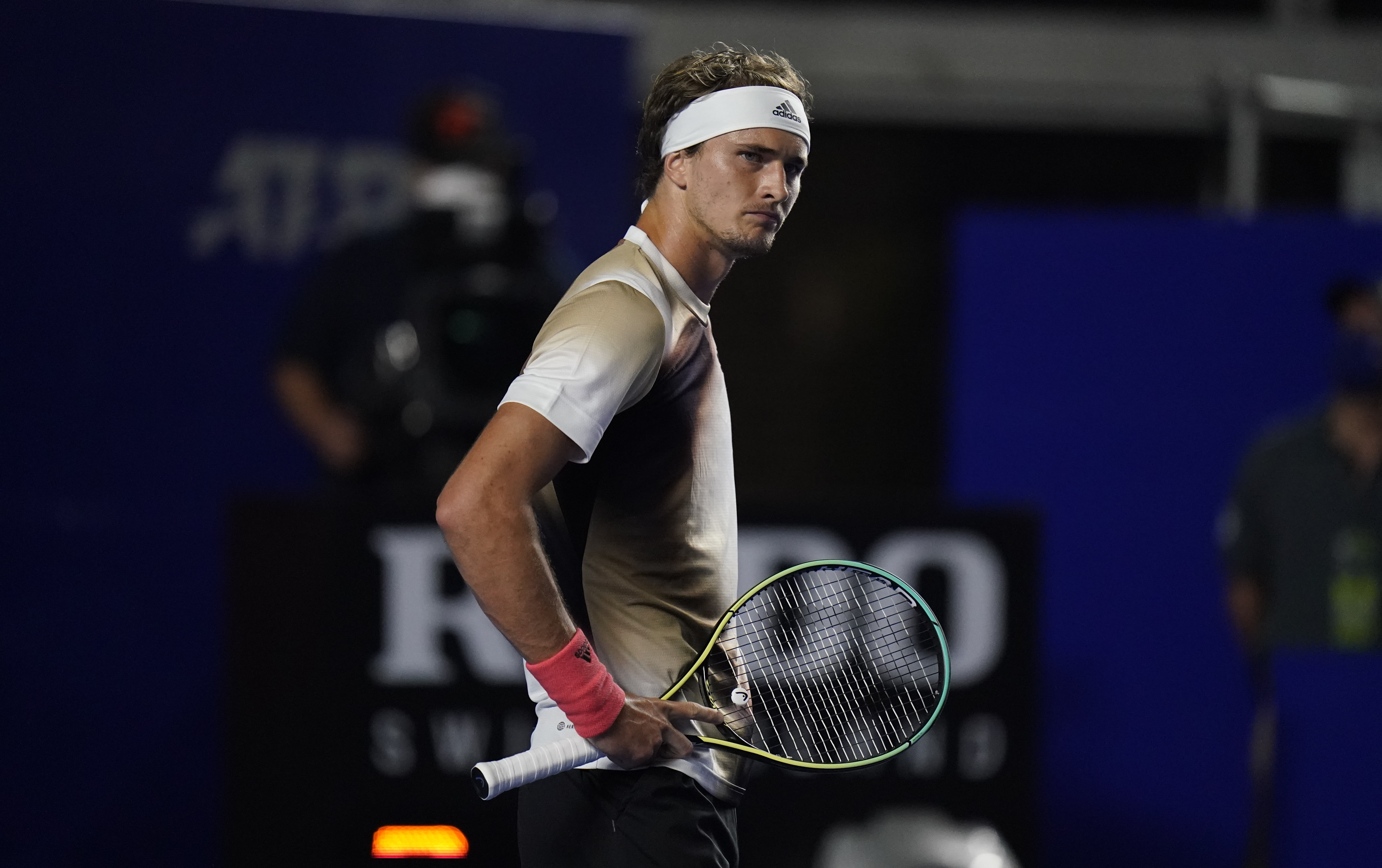 Alexander Zverev kicked out of Mexican Open after angry outburst in Acapulco