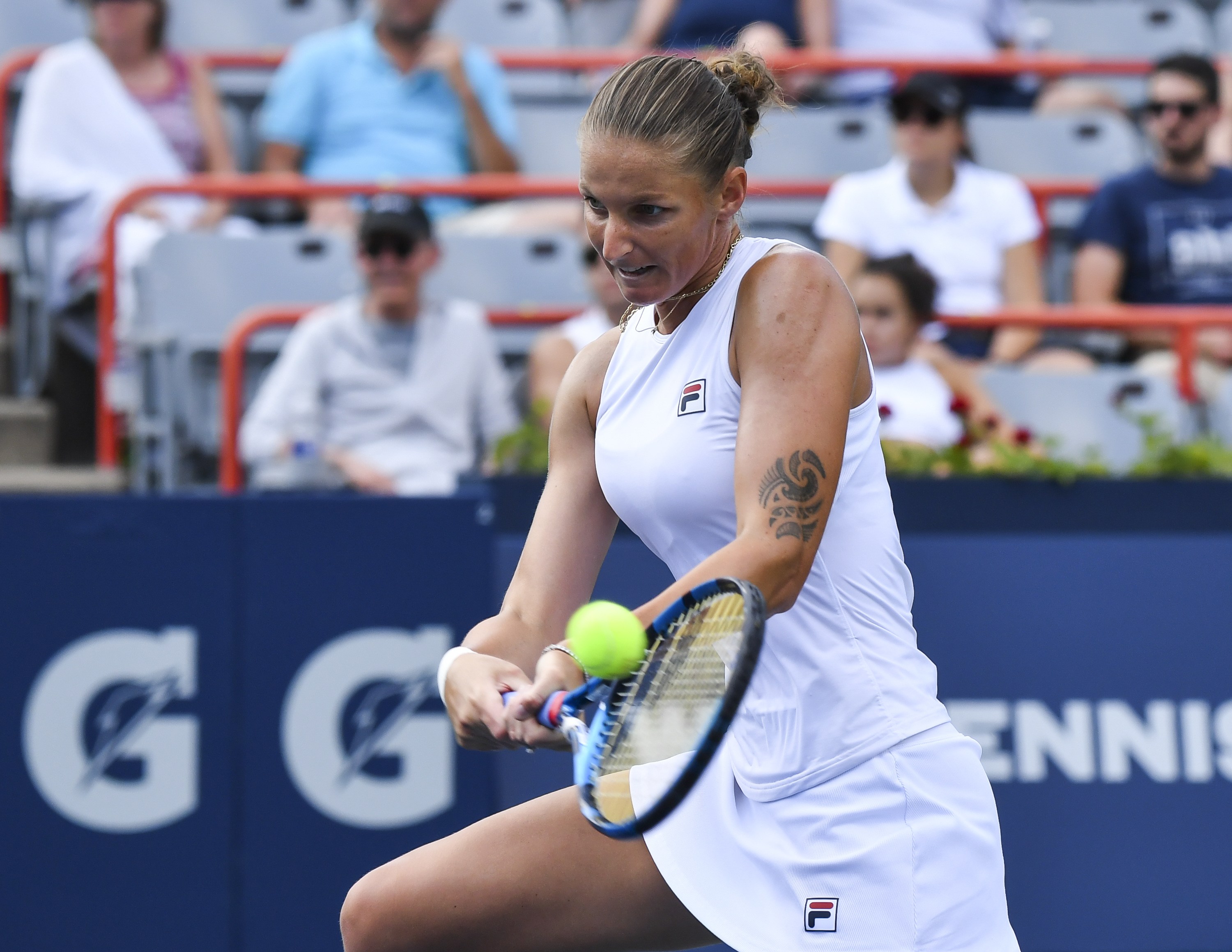Karolina Pliskova plays clean match to defeat Aryna Sabalenka in Montreal