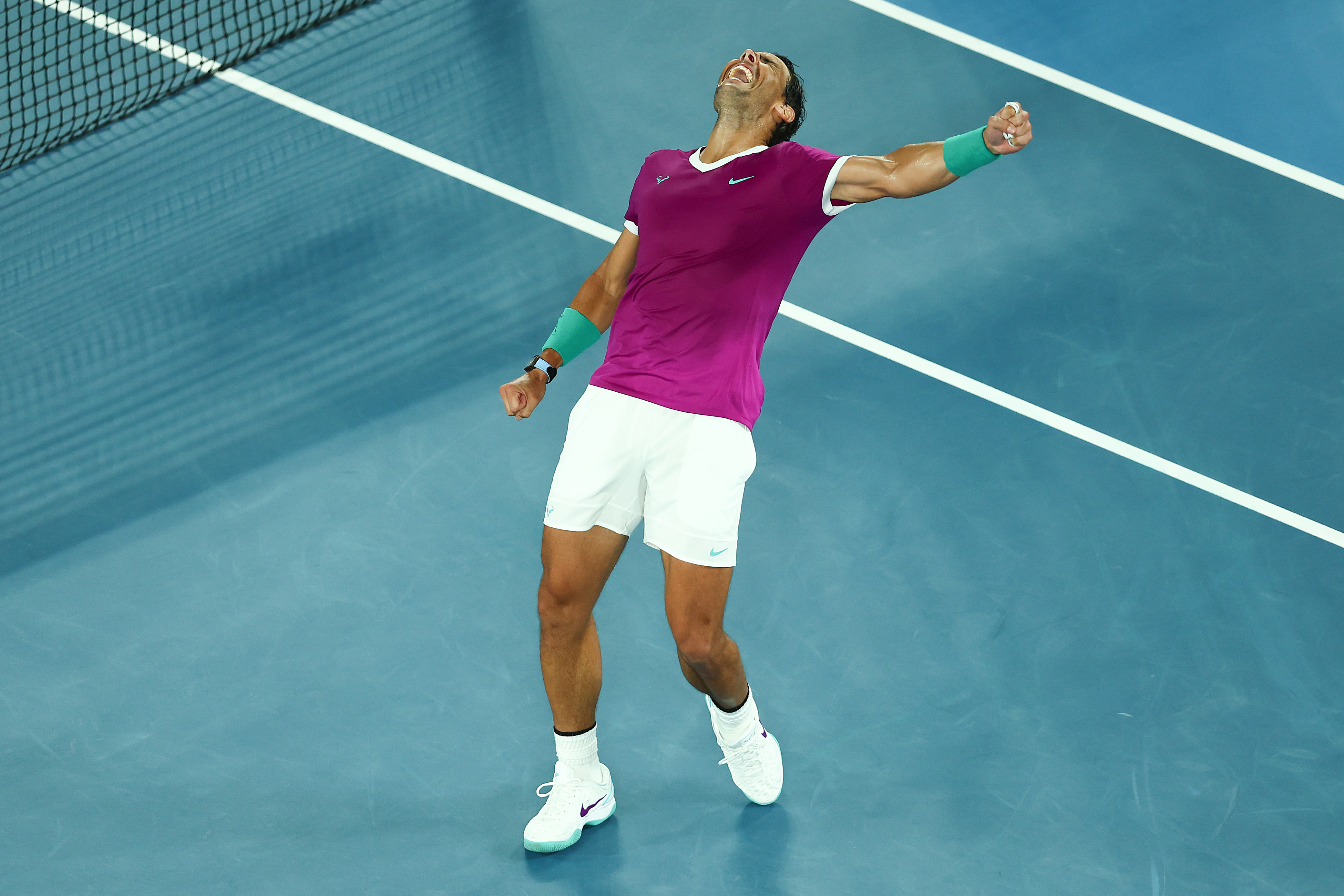 Rafael Nadal takes one step closer to history, downs Matteo Berrettini in Melbourne