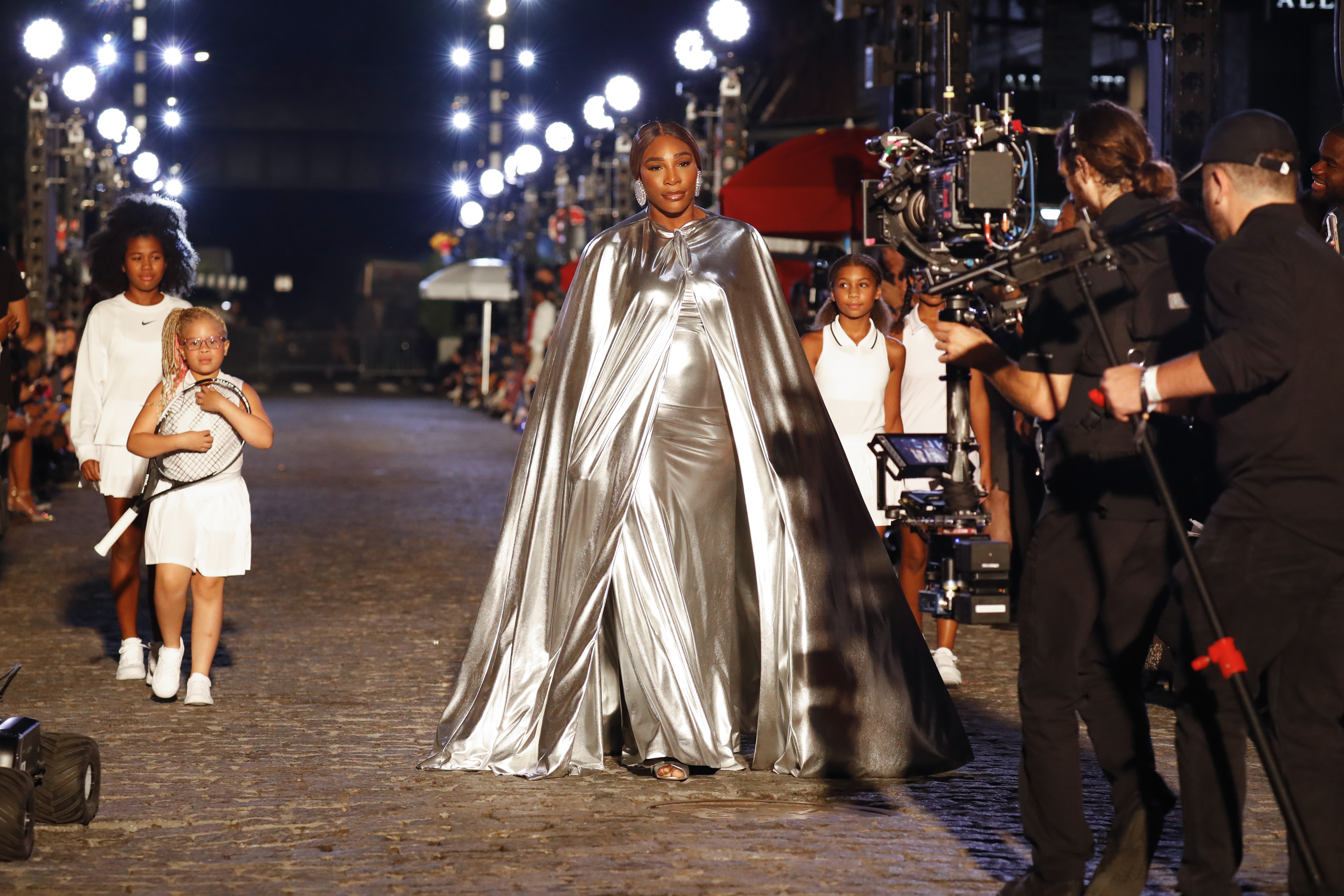 Photos Serena Williams Stuns As She Opens New York Fashion Week Show